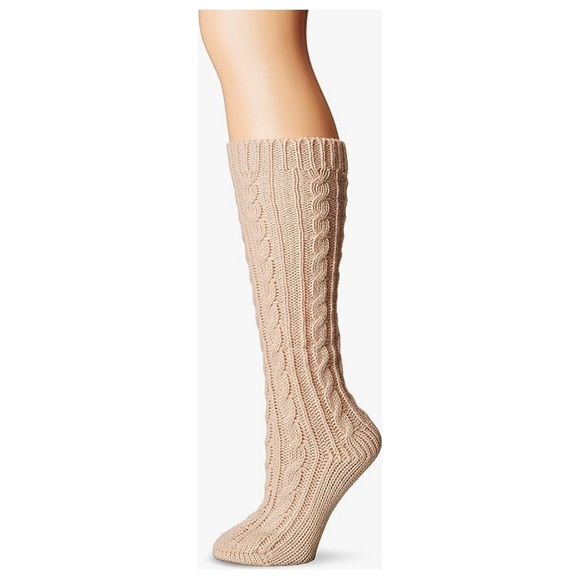 New Muk Luks 15” Cable Knit Socks - Picture 1 of 2